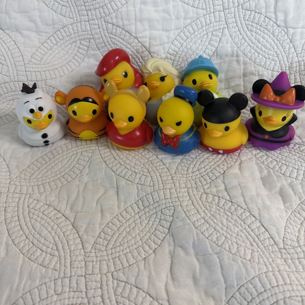 Disney Ducks 3" Tall 6 Ariel Elsa Pooh Tiger Olaf Donald Jeep Ducks ‎ Lot of 9